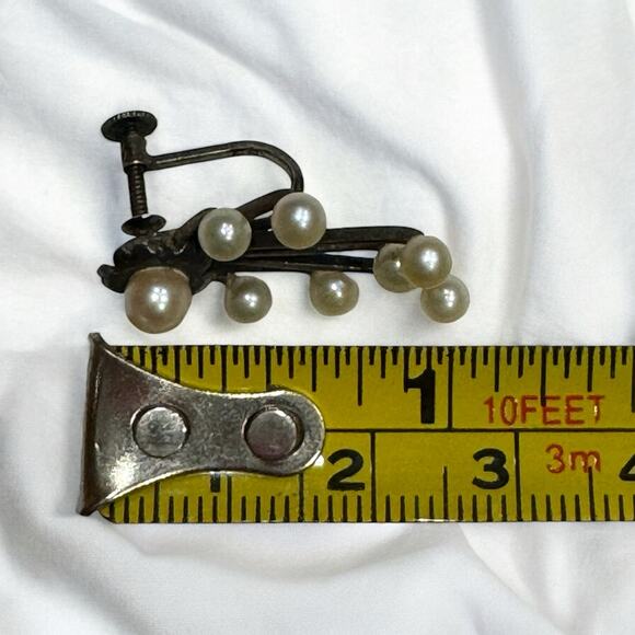 Vintage Mid Century Pearl Cluster Brooch and Matching Earrings, Sterling Silver - Picture 5 of 7